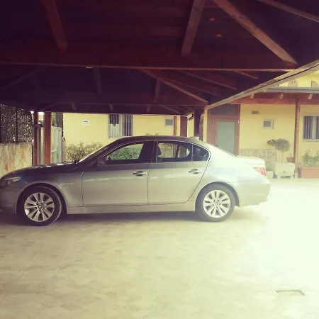 Le Capannette Bed & Breakfast